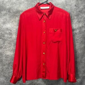 Starington Vintage Red Silk Button Down Blouse Womens L Old Money Gold Medallion